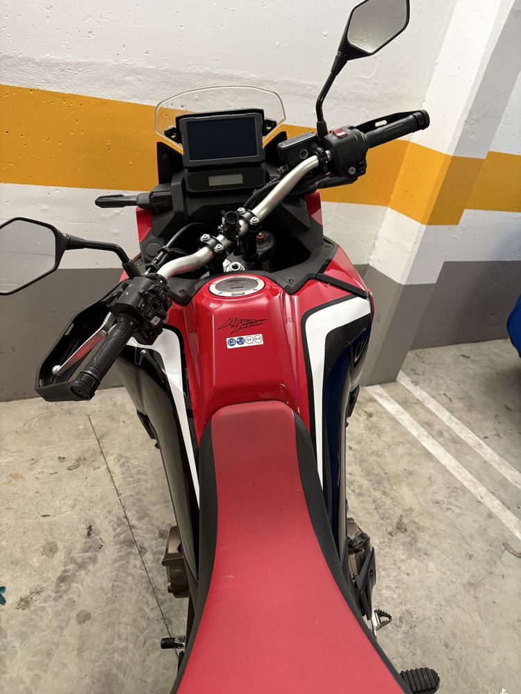 Africa Twin 1100