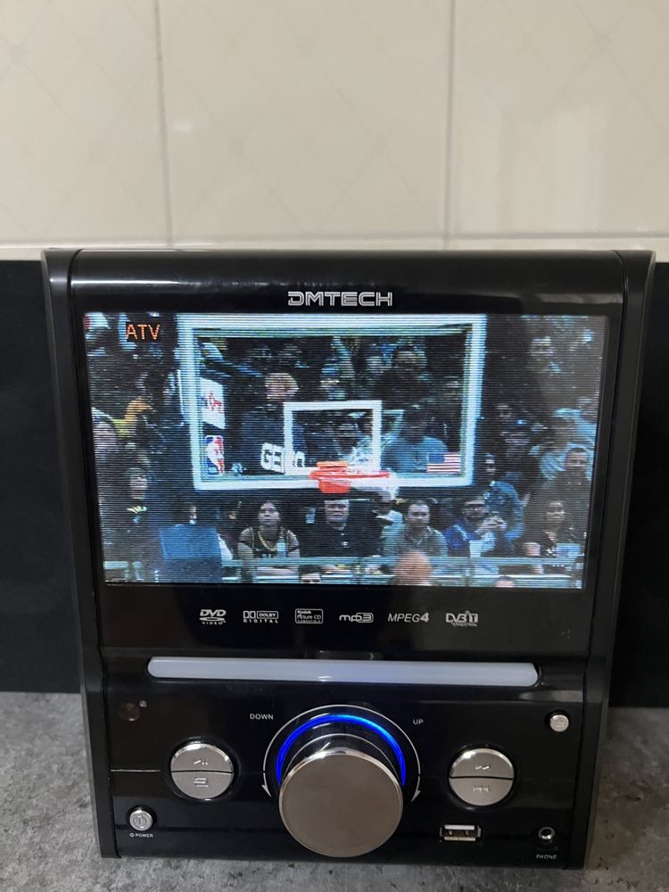 Rádio DMTECH /TV/DVD e pen