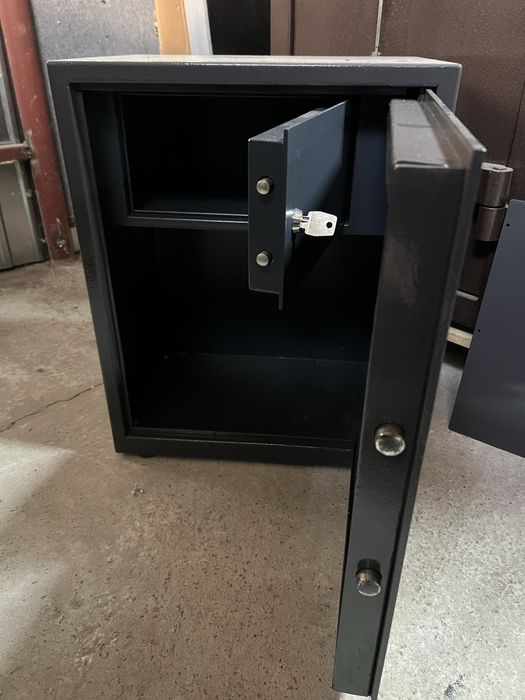 Сейф Парітет Р60 без замка