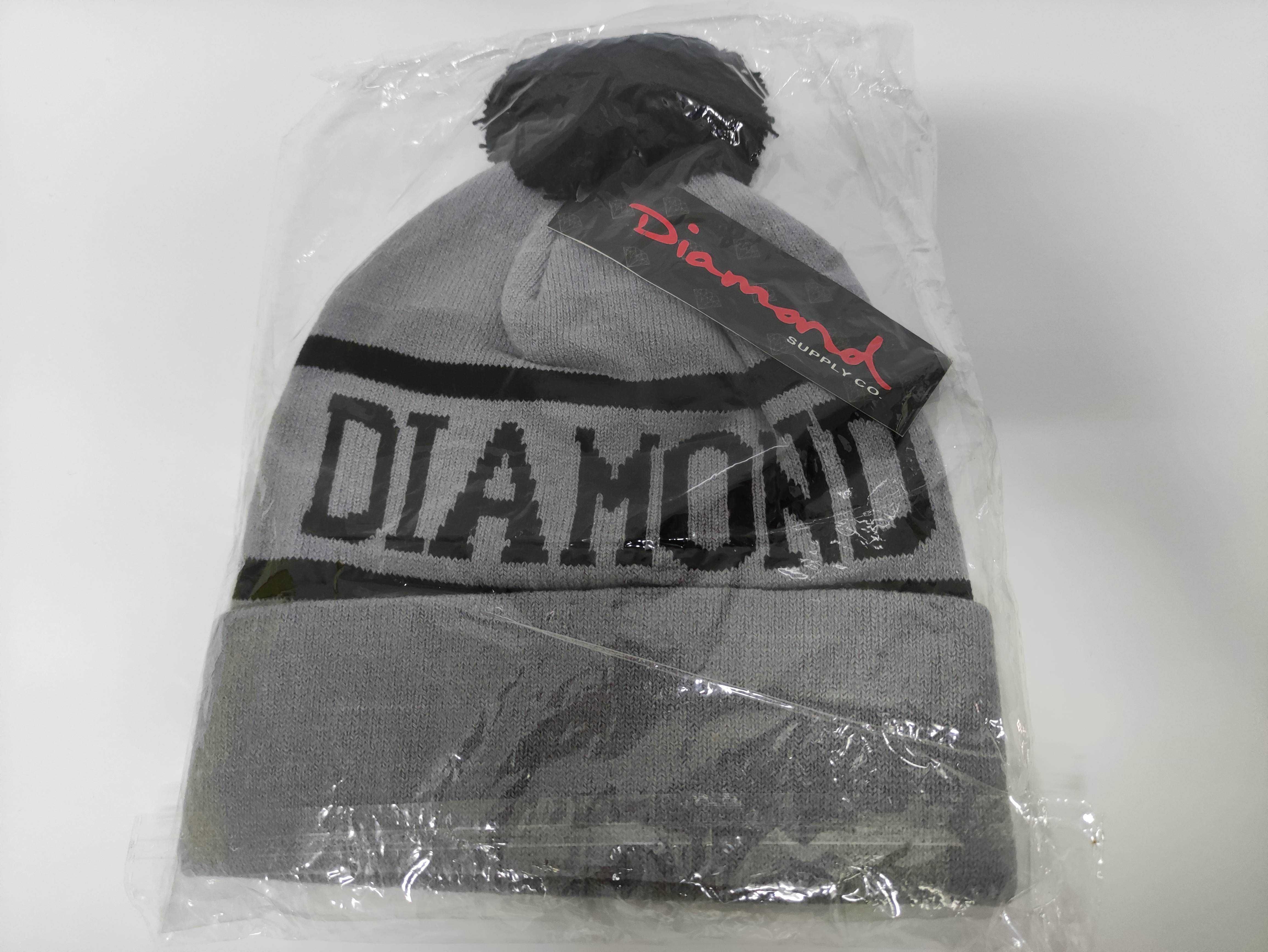 Gorro Diamond, novo, portes grátis