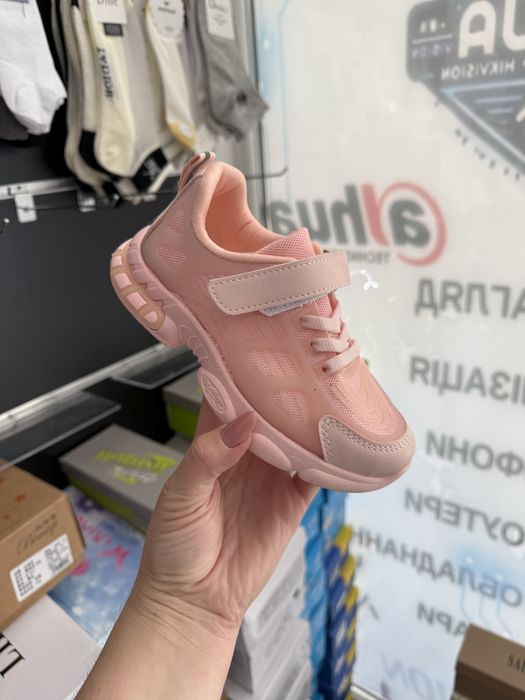 Дитячі кросівки сітка