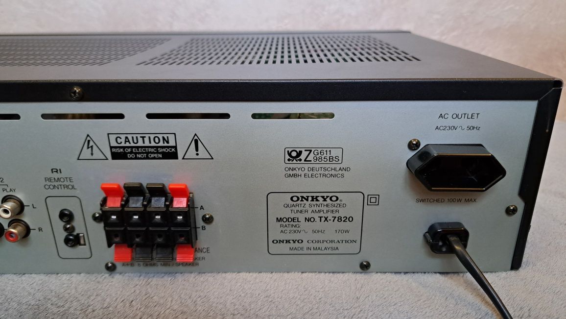 Amplituner stereo ONKYO TX-7820, technicznie idealny.