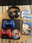 Play Station 4 - 1TB PS4