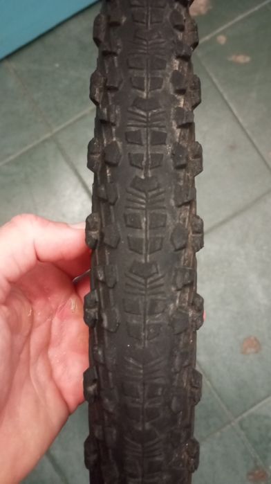 Pneu de bicicleta usado 26x2.10