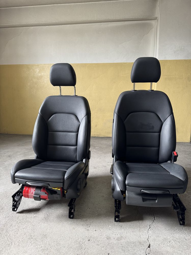 Bancos em pele para mercedes B 180 W246 218