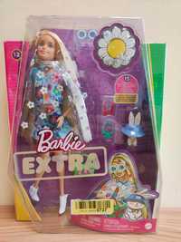 Mattel Barbie Extra Lalka blond włosy z akcesoriami HDJ45 A