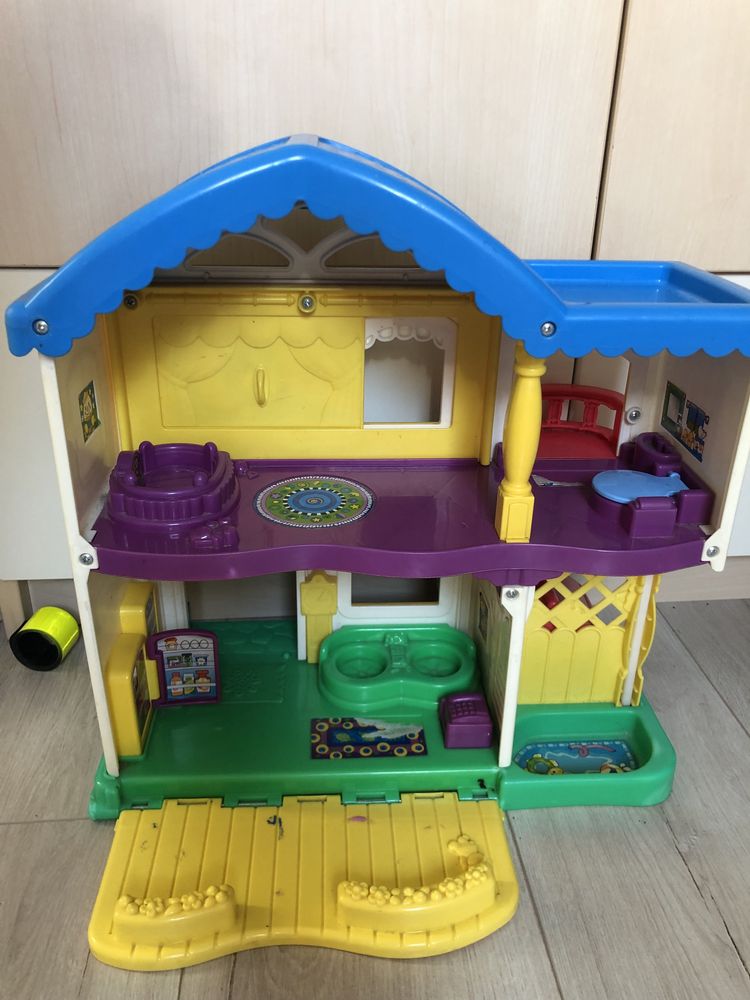 Fisher price domek