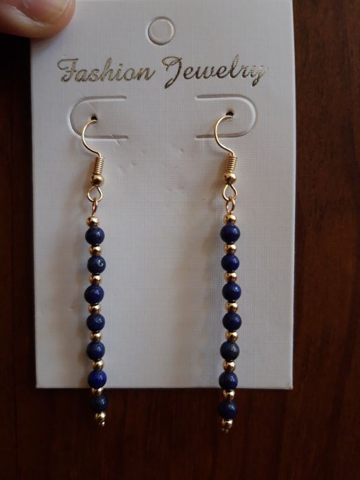 Brincos compridos de contas de cor azul/dourado - NOVOS!