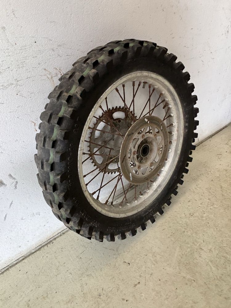 Koło Tył Tylne 18Cali Oś 20mm Cross Enduro SUZUKI TS125 Rm Yz Kx Sx Dt