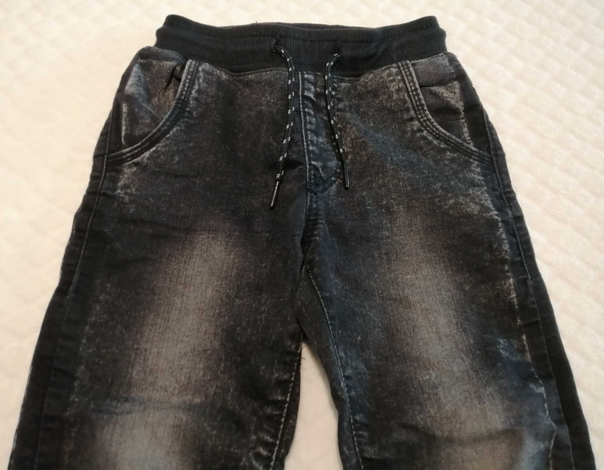 Spodnie, melanż, czarne, 116, Reserved (Odzież)