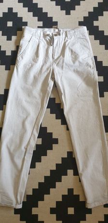 Spodnie chinos 164 Zara