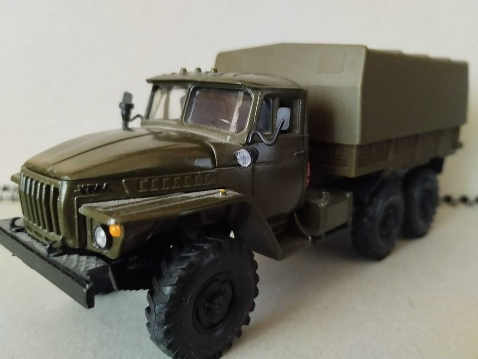 Модель Урал-4320  в масштабе 1 ; 43 производства СССР., Элекон
