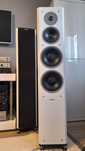 Kolumny Dynaudio Focus 340 Białe Piano