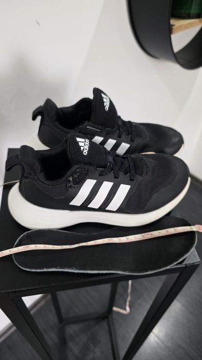 Adidasy Adidas rozmiar 33,5 Wkładka 21,5 cm
