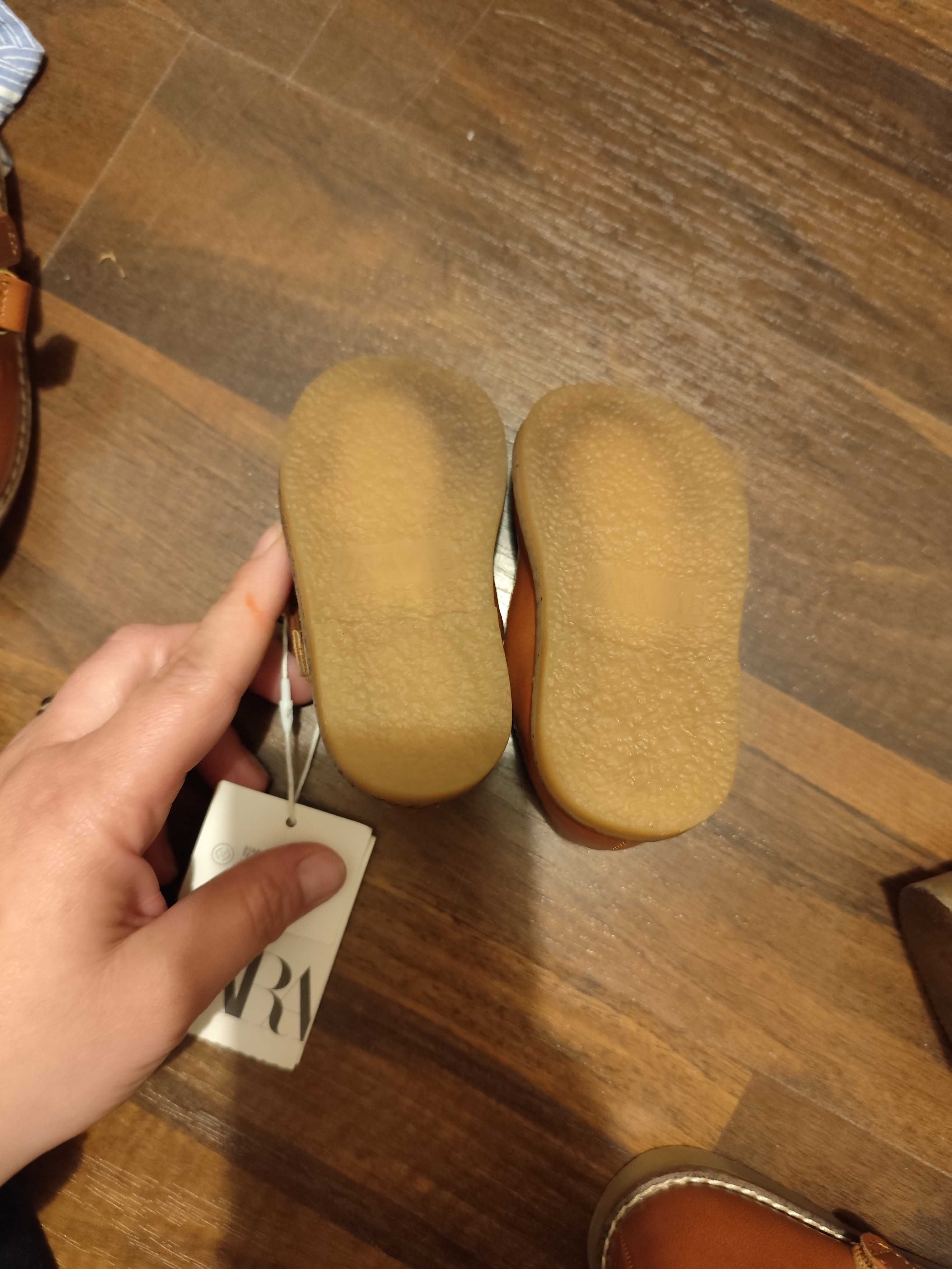 Buty T-bar Zara r.18