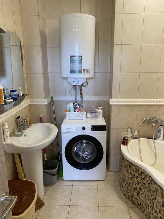 Продам 2-х комнатная сталинка Холодная гора