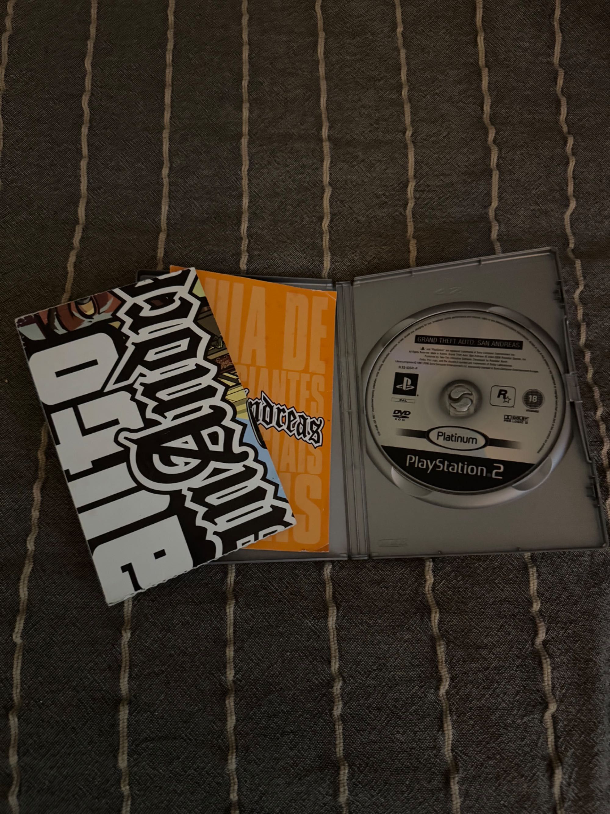 Jogo GTA San Andreas para PlayStation 2 (PS2)