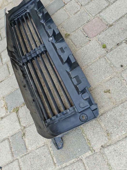 В наявності жалюзі верхні Volvo C40 XC40 RECHARGE оригінал xc-40