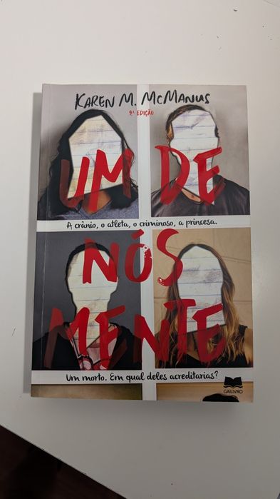 Livro "Um de nós Mente"