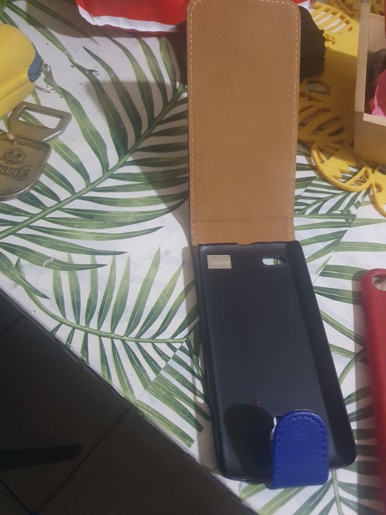Etui zamykane Alcatel idol 2 mini