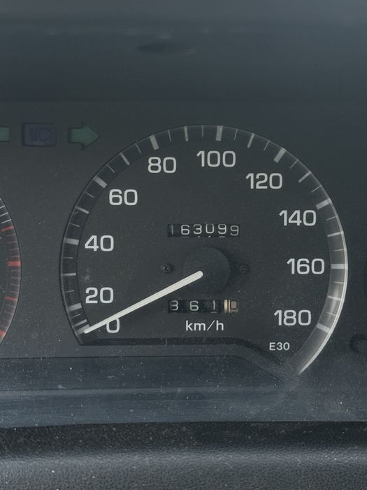 Toyota Corolla E90 XL