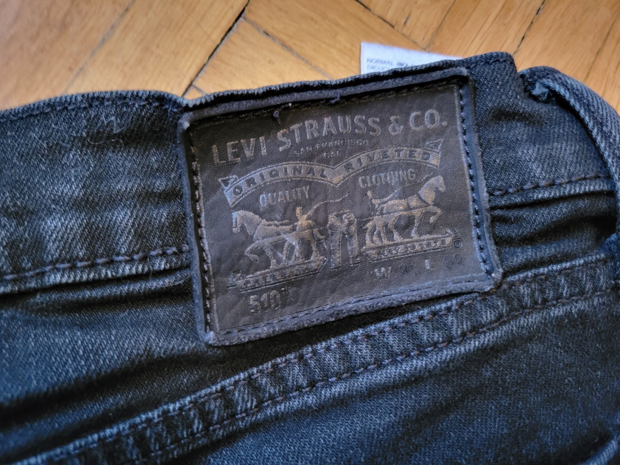 Czarne jeansy/spodnie Levi's
