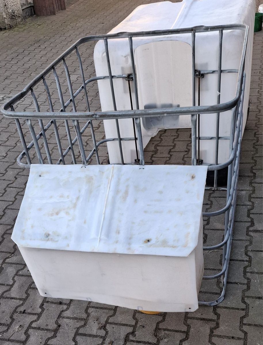 Budki budka dla cieląt