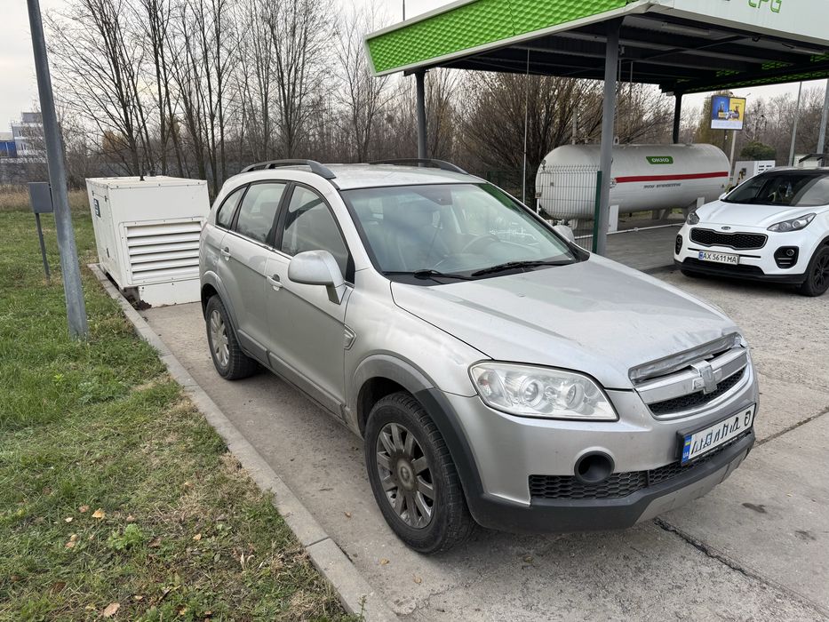 Продам Chevrolet Captiva 2.4
