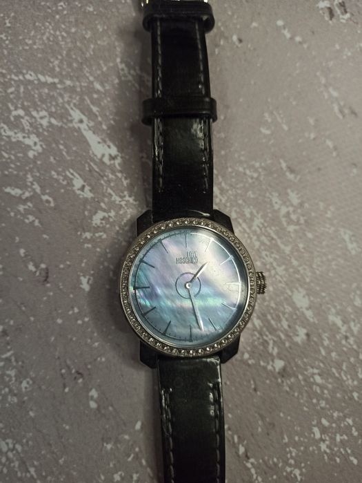 Годинник Love Moschino жіночий часы б в