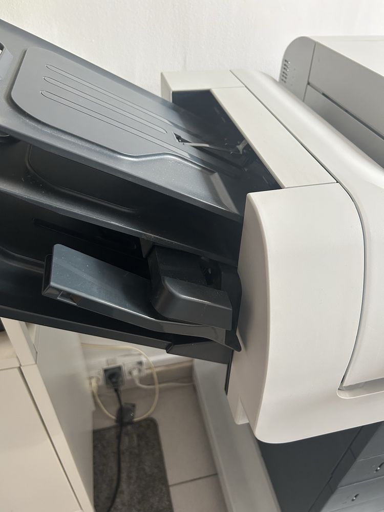 Sprawne urządzenie wielofunkcyjne HP Color LaserJet CM4540 mfp