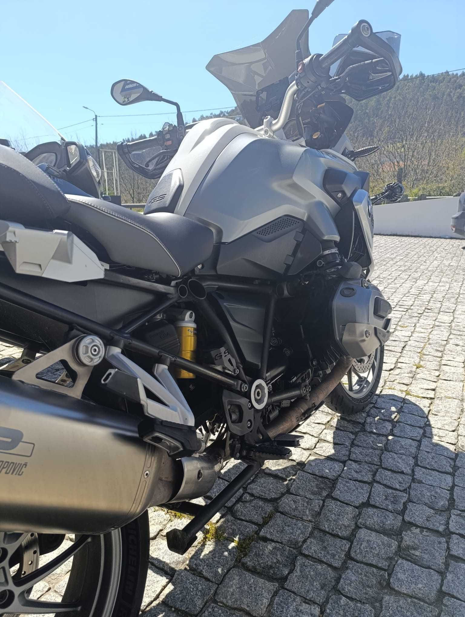 Magnifica R 1200GS      11200€