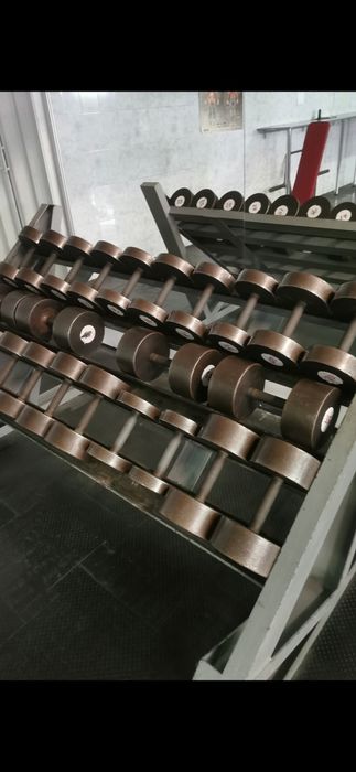 Гантельна горка 0.5-10кг, гантельний ряд металевий 12-35 кг