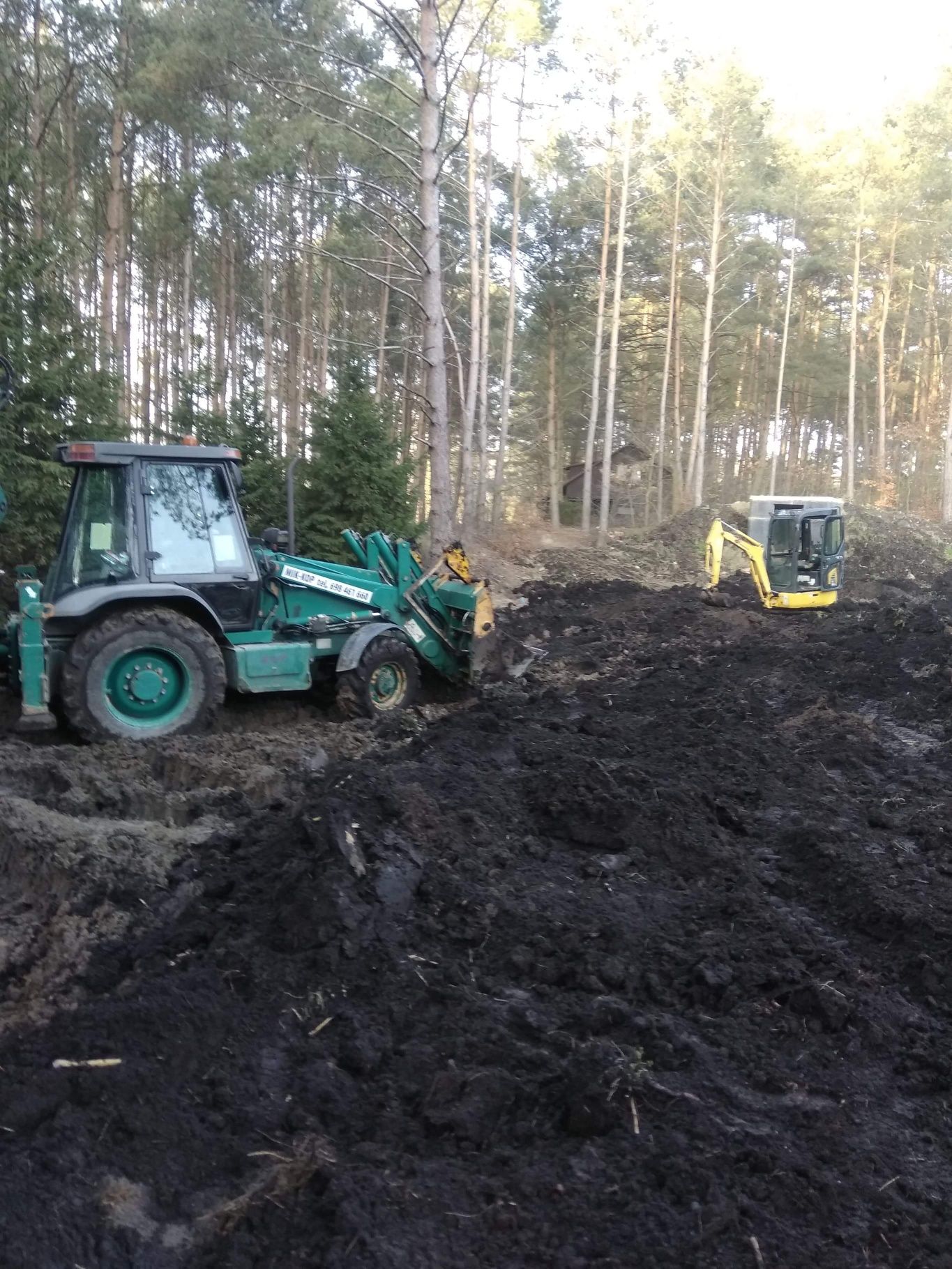 Usługi koparko-ładowarka ładowarka minikoparka transport prace ziemne