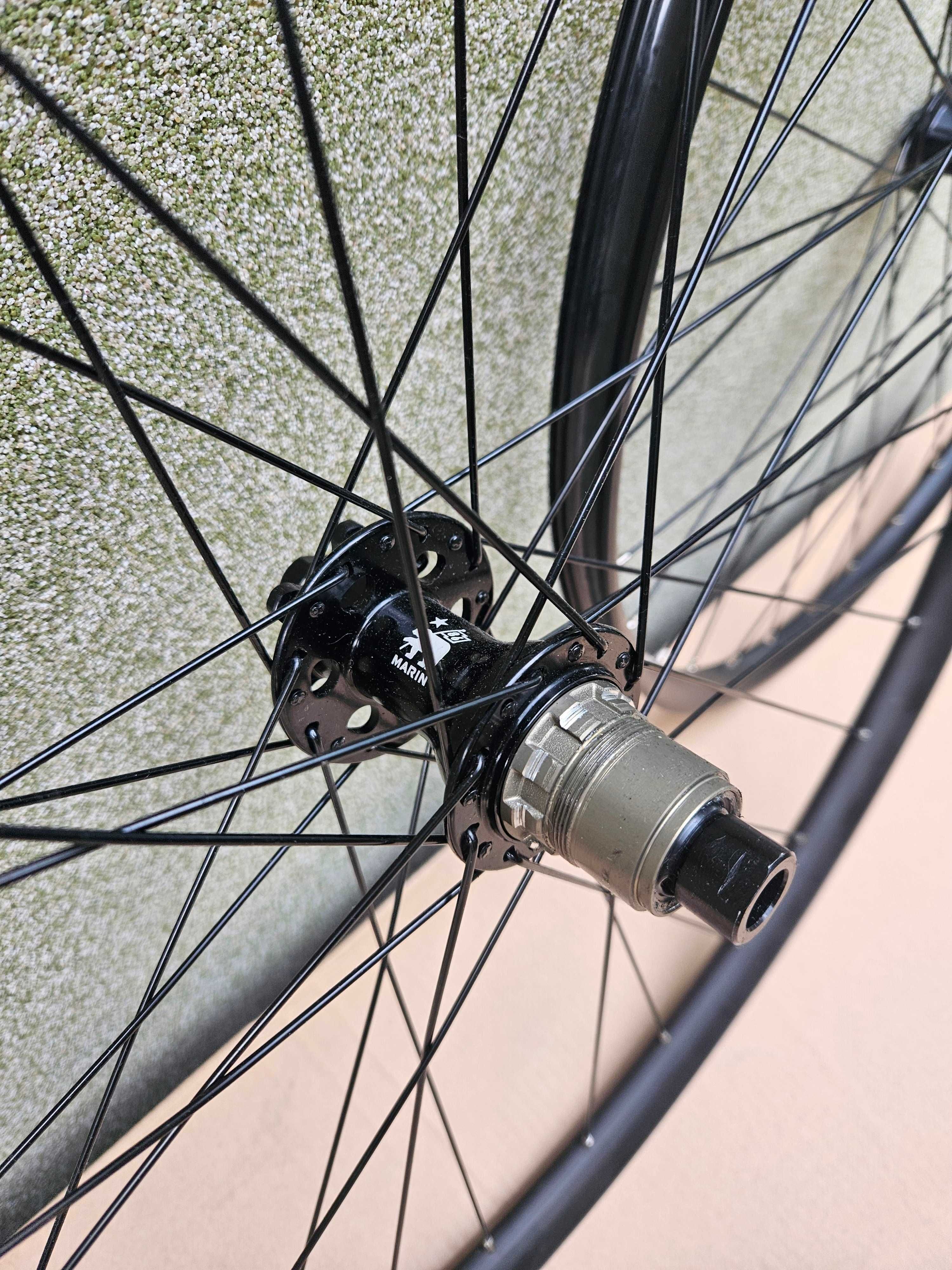 Koła 28" z Marin Headlans 2 bębenek XD sztywne osie 12mm GRAVEL