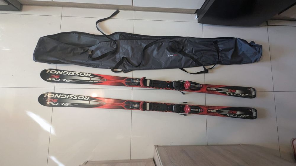 Narty Rossignol kijki i pokrowiec