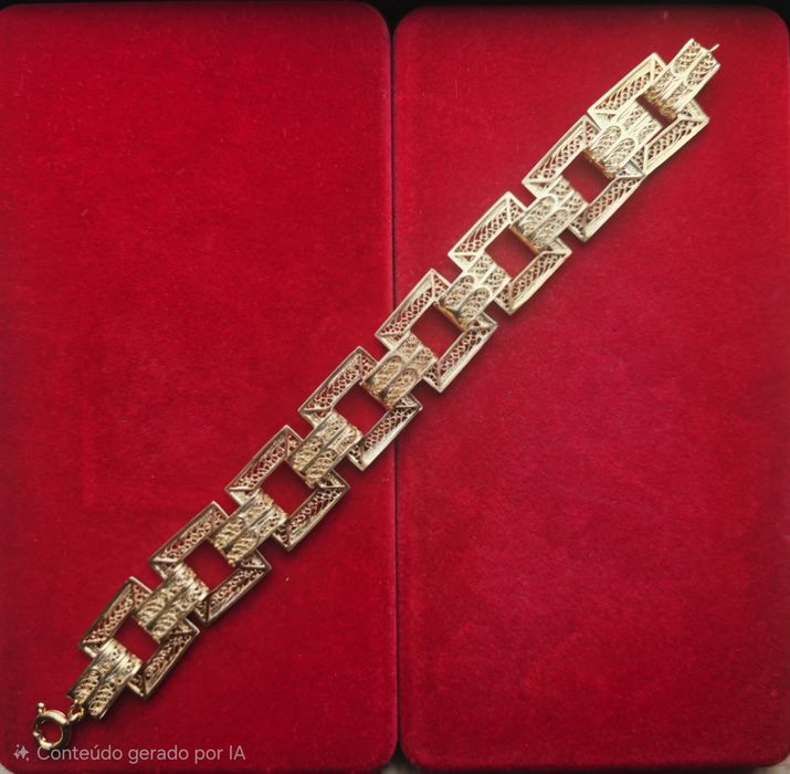 Pulseira em prata Dourada