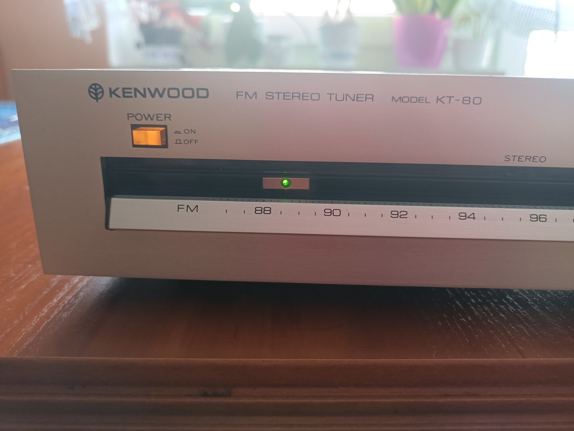 Tuner radiowy Kenwood KT-80