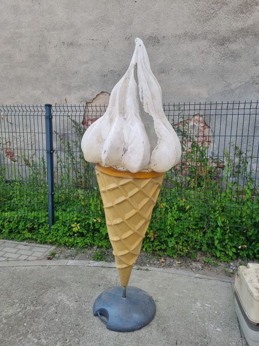 Potykacz figura lód włoski