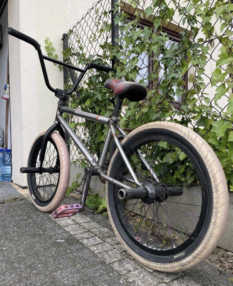 Bmx street na najjlepszych czesciach !