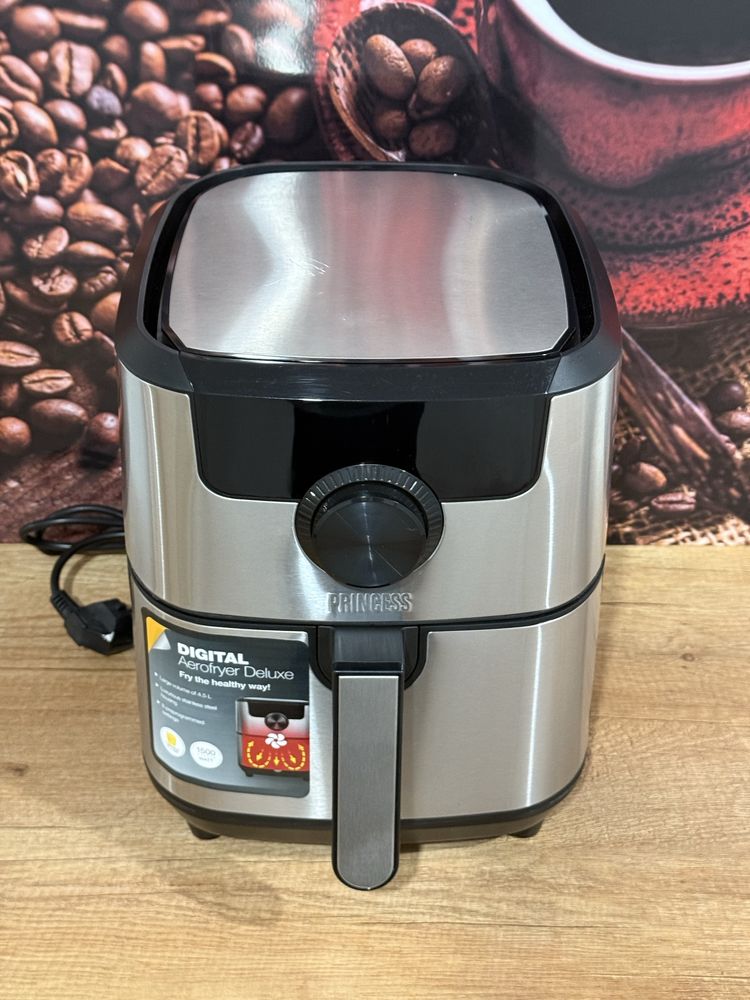 Frytkownica beztłuszczowa AirFryer PRINCESS Deluxe 182033 gwarancja