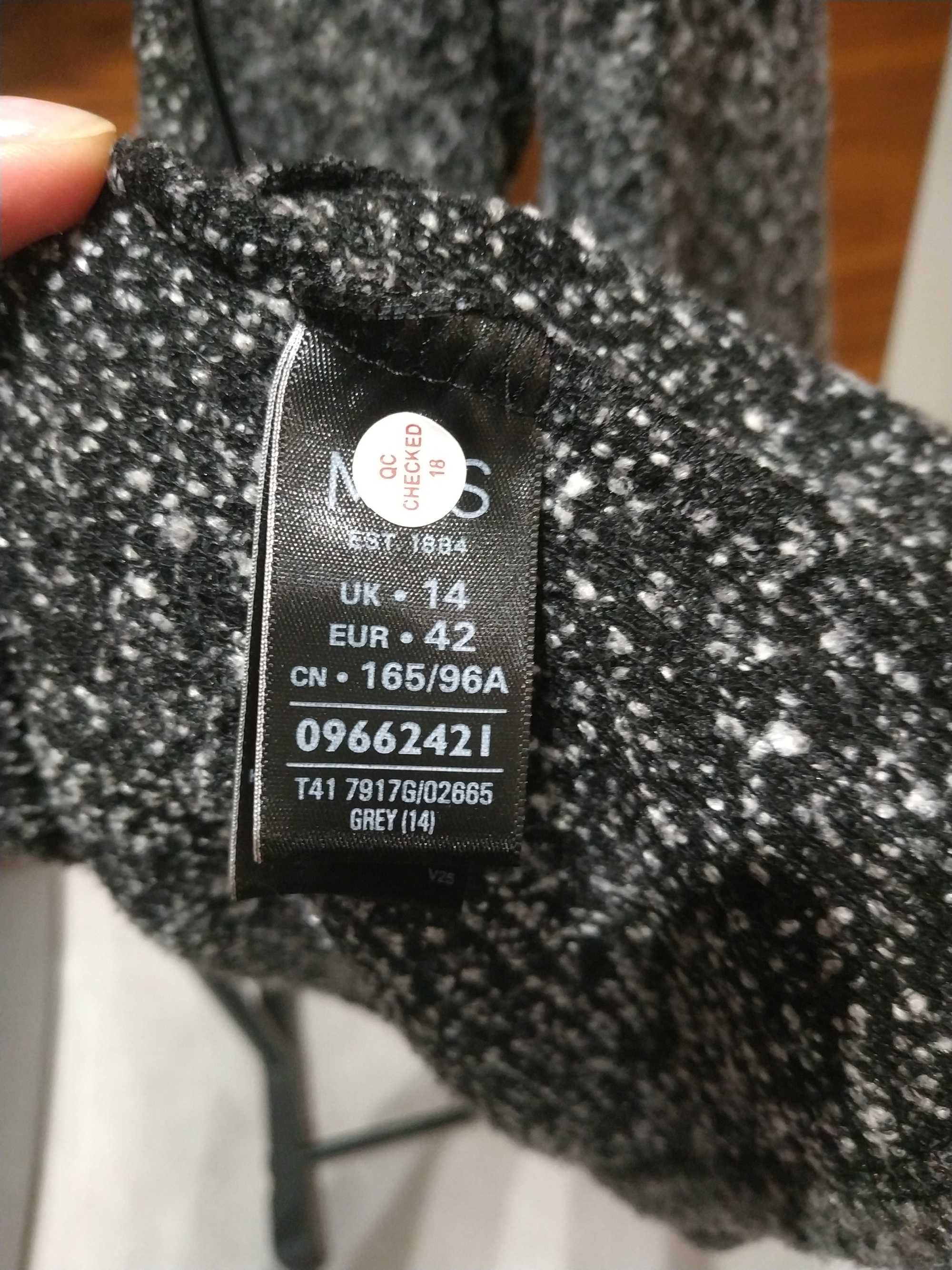 Płaszcz -wdzianko /damski marki M&S , rozmiar: EUR-42, UK-14