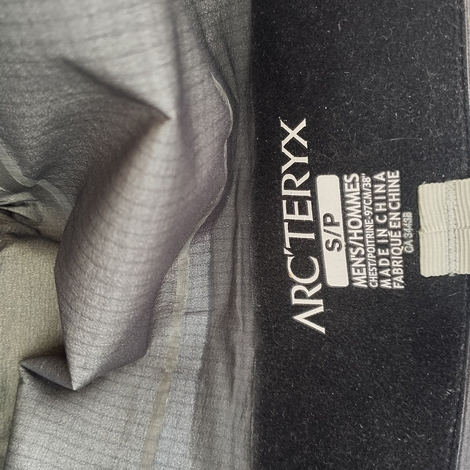 Куртка arcteryx gore -tex pro