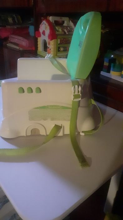 Стульчик для кормления переносной)