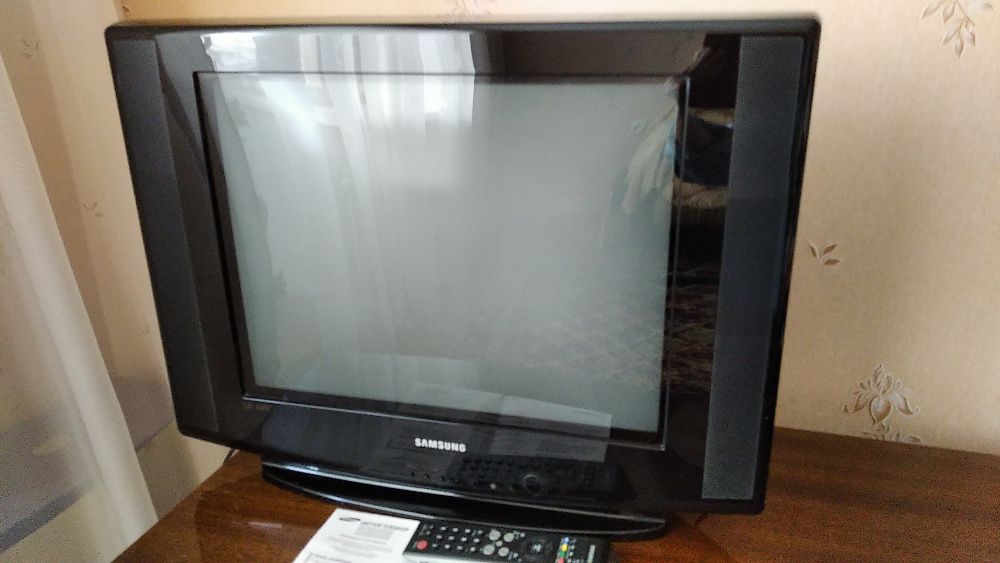 Телевизор Samsung Самсунг CS21Z57Z3Q, рабочий, 60*47см, 21дюйм