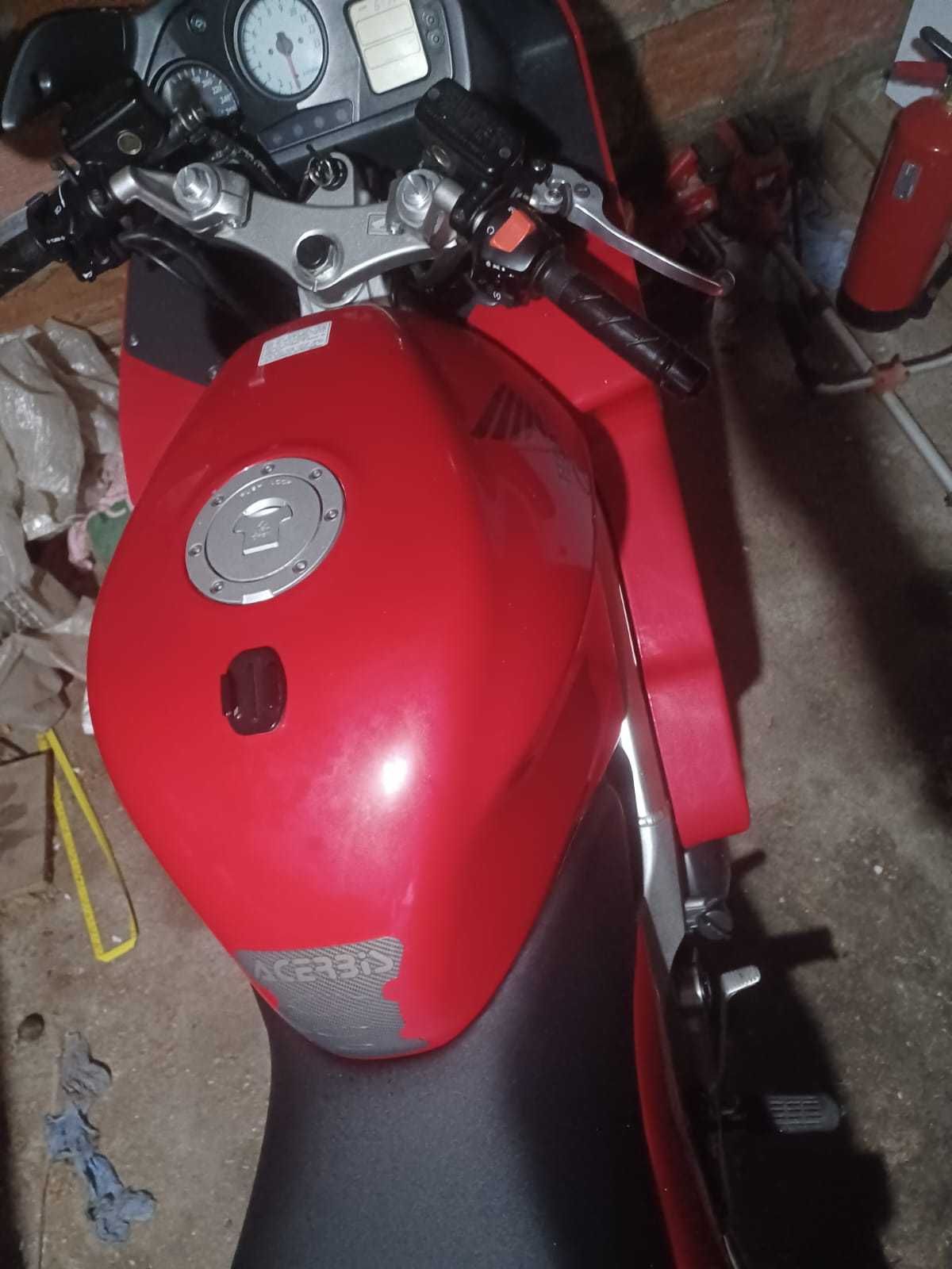 Honda vfr 800 fi