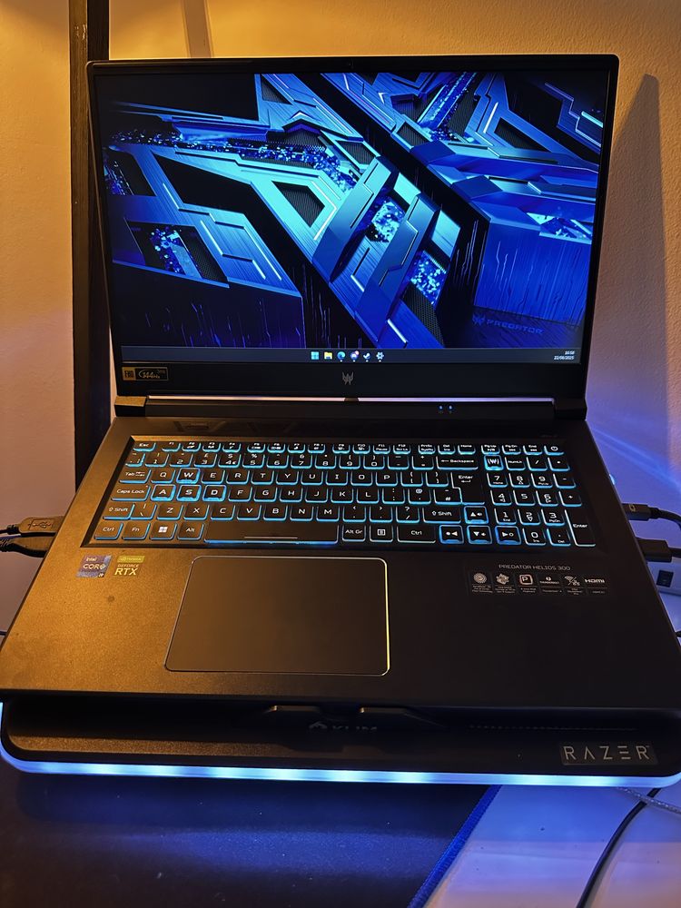 Predator Helios 300 , 24gbram , rtx3070 8gb , 1tbSsd.