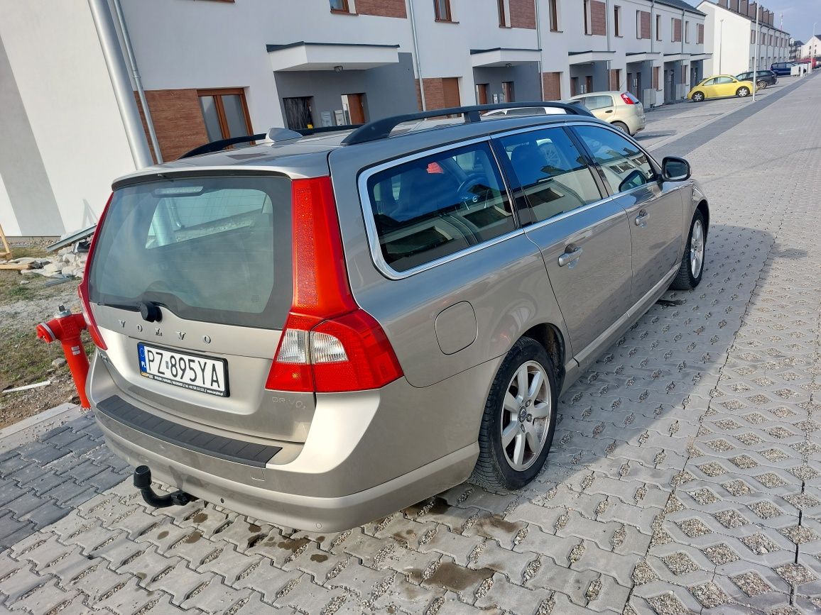 Sprzedam Volvo v70 2010r 1.6