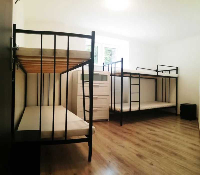 Хостел, комнаты, район WLOCHY ul. Jantar. 2-3-4 местные. Pokoje hostel