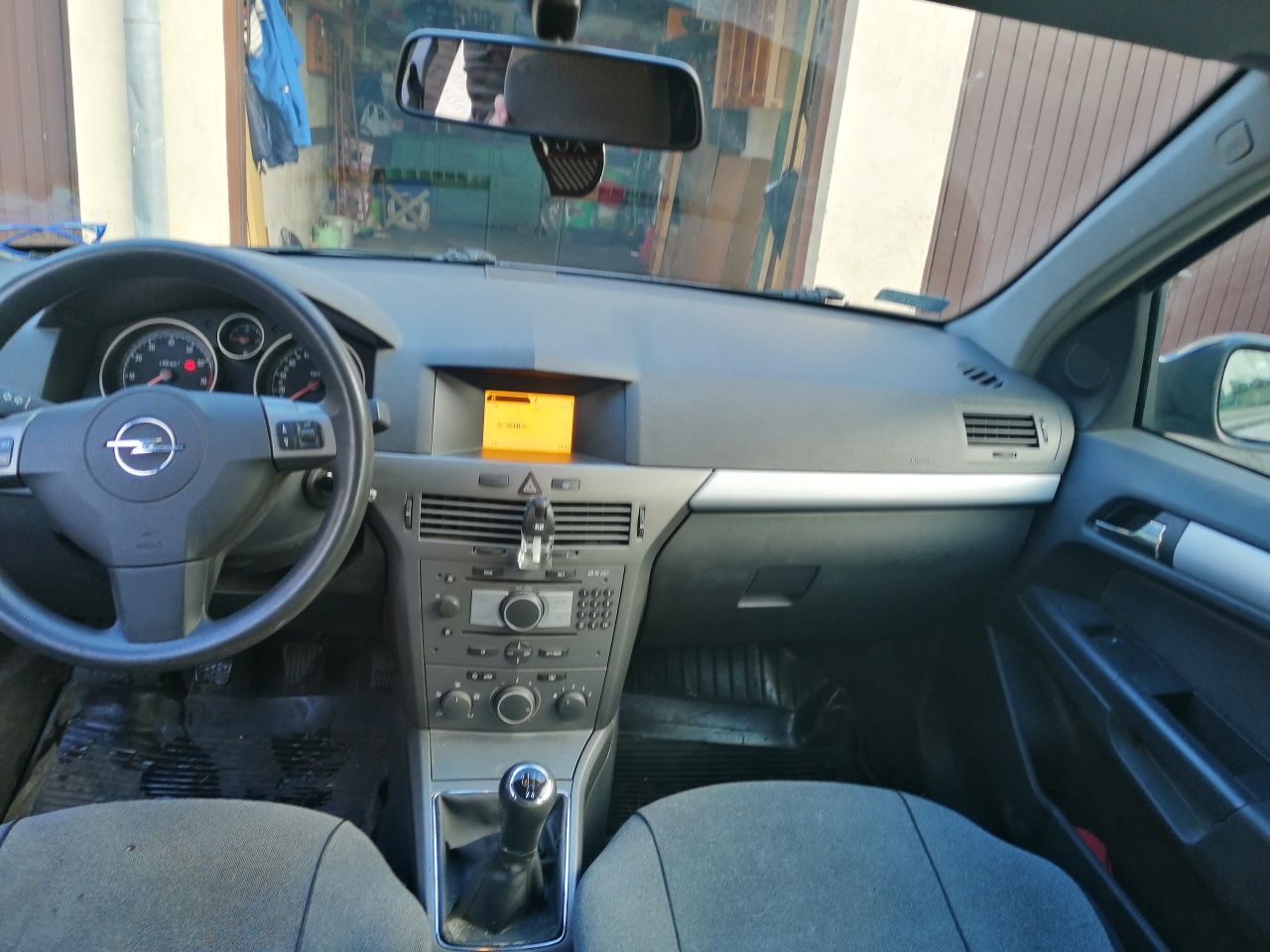 Opel Astra H kombi 1.6l