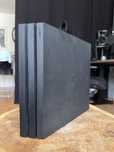 PlayStation 4 Pro (PS4 Pro)